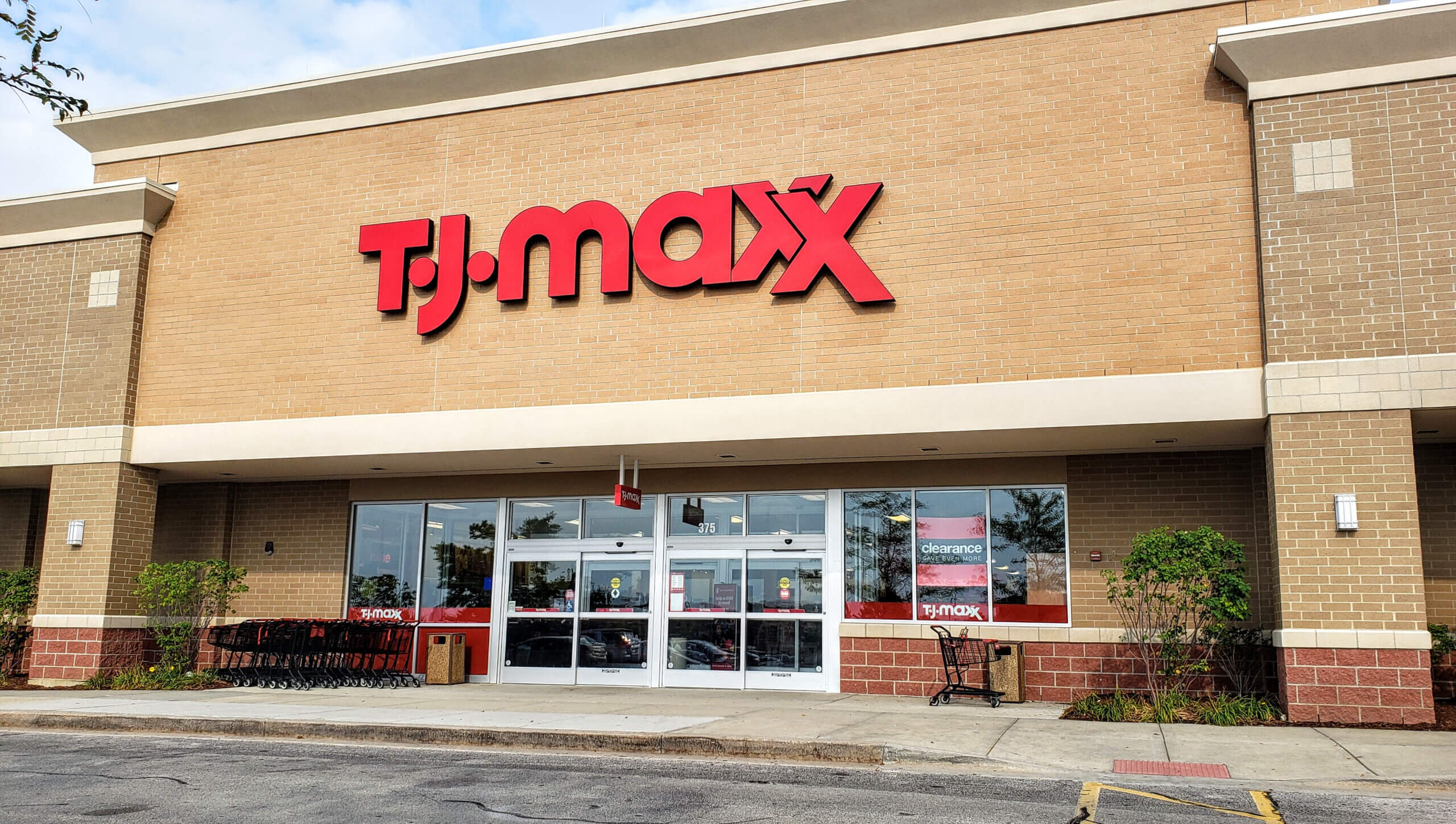 T.J. Maxx · Metro Commercial